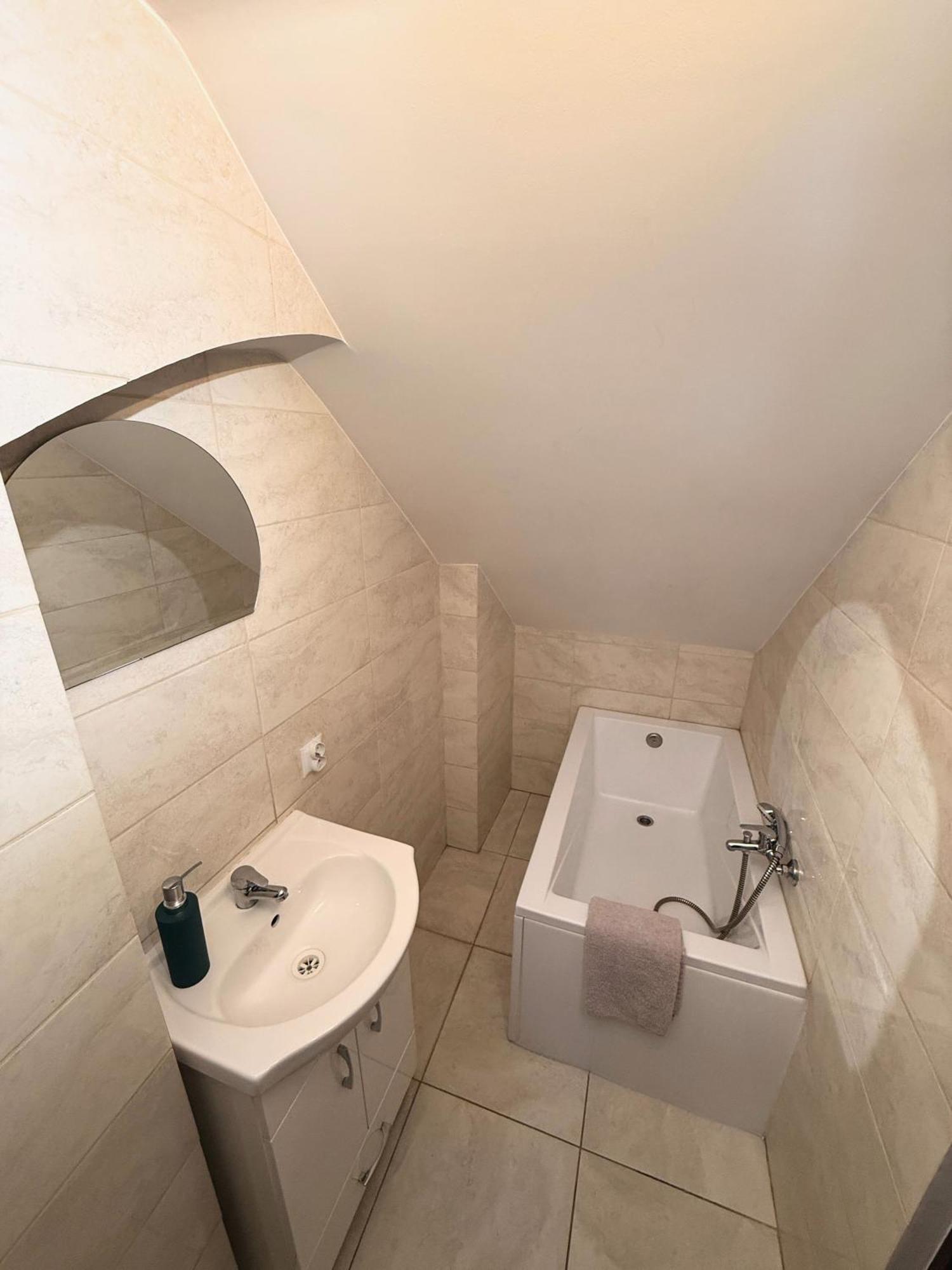 Apartamenty Ww Thorn Exterior foto